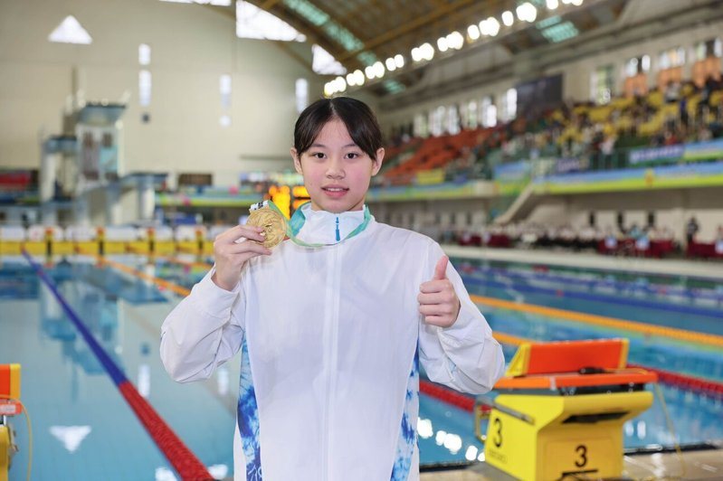 李姵璇